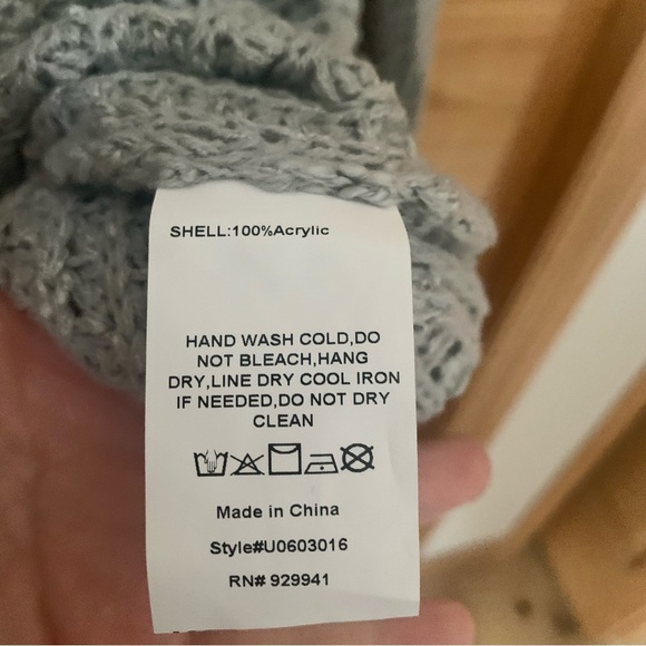 Suzanne Betro cowl neck sweater size large/xlarge - Picture 5 of 10